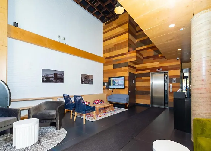 Orchard Street Hotel